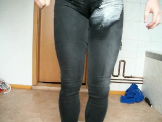 Piss in jeans