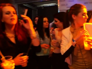 Amateur party slut sucks