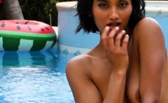 Ebony Teen Showing Her Sweet Big Boobs