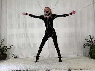 amateur his tall blonde fetish masturbating on live webcam