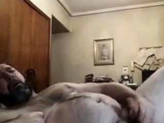 Bear cumming on skype!