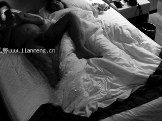Horny fat arab housewife fingered on amateur hidden cam