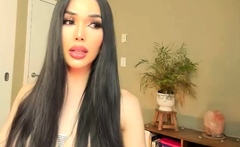 Brunette Solo Webcam Masturbation