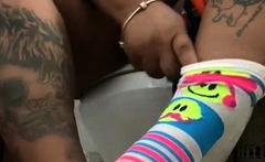 Amateur Foot Fetish Girlfriend Sucks And Gives A Footjob