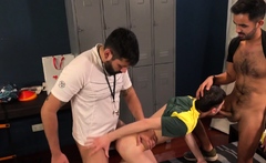 Skinny amateur twink barebacked in 3some