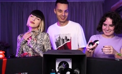 Sexy show with 2 honies - guess what they're rubbing - best