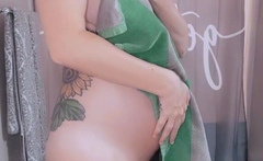 Big boobs milf masturbates with her dildo