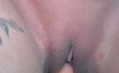 Amateur Close Up Squirting Masturbation