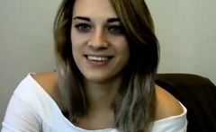 Webcam Girl Flashes Her Tits For Us