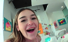 NYMPHO Della Cate and Nikki Nicole know how to share