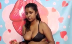 Indian Amateur's Sneak Peek On Webcam