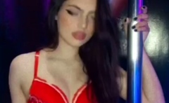 Brunette Solo Webcam Masturbation
